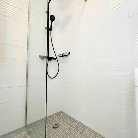 Le Dulys : 2 Prs, Vue Mer, Clim, 2 Min Plages Apartment